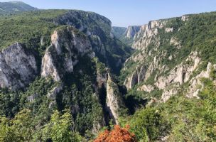 SKRIVENI BISERI SRBIJE: Neotkrivena mesta koja morate posetiti | Lepote Srbije