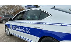 Vozilo auto škole udarilo u saobraćajni znak: Nesreća u Novom Sadu