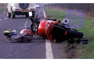 Povređen motociklista u Svilajncu: Bez dozvole i pijan sleteo s puta!